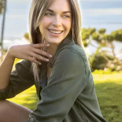 Wigs For Women Reed | Lace Front & Monofilament Synthetic Wig By Amore