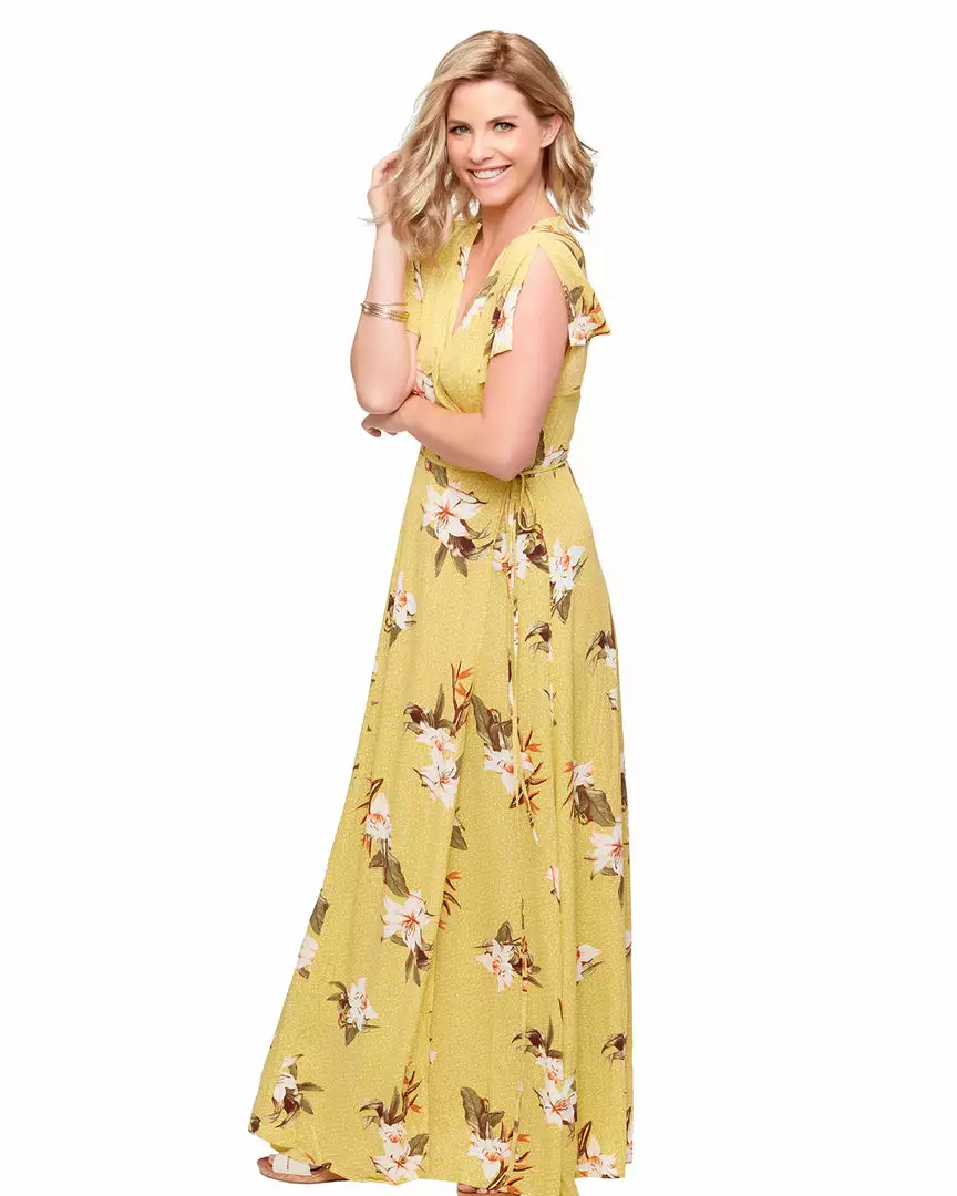 Top Wave 12 Inch (Exclusive) | Monofilament Synthetic Toppers By Jon Renau 5 Top Wave 12 Inch (Exclusive) | Monofilament Synthetic Toppers By Jon Renau