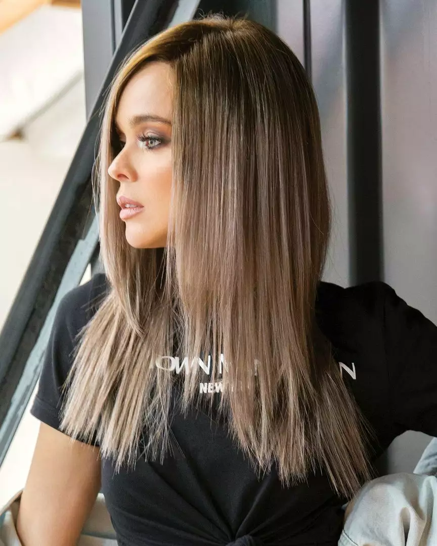 Nolan (Exclusive) | Lace Front & Monofilament Part Synthetic Wig By Rene Of Paris 4 Nolan (Exclusive) | Lace Front & Monofilament Part Synthetic Wig By Rene Of Paris